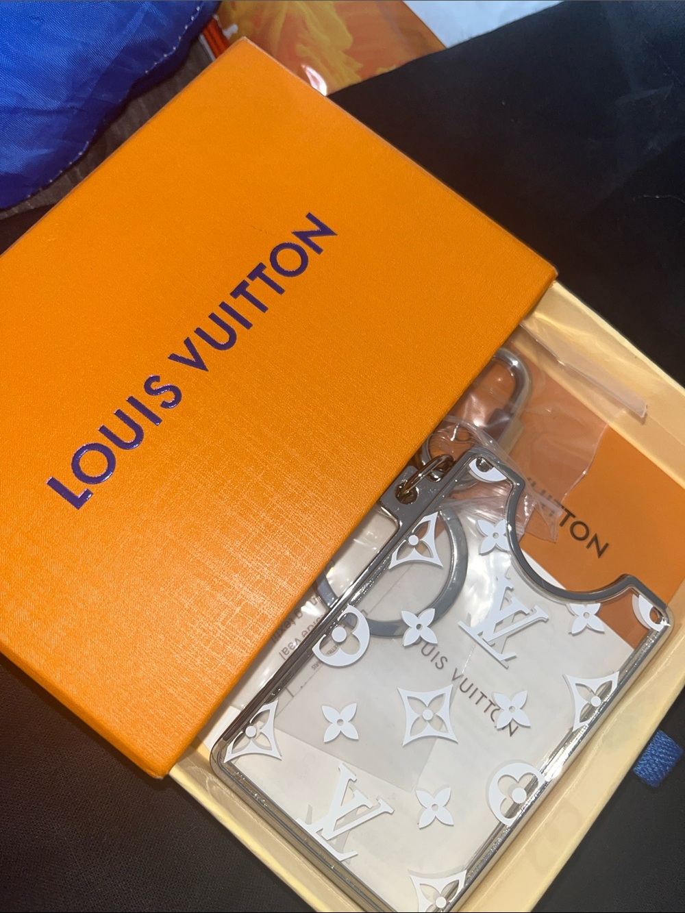 Louis Vuitton Keychain Card ID 🪪 ID WALLET